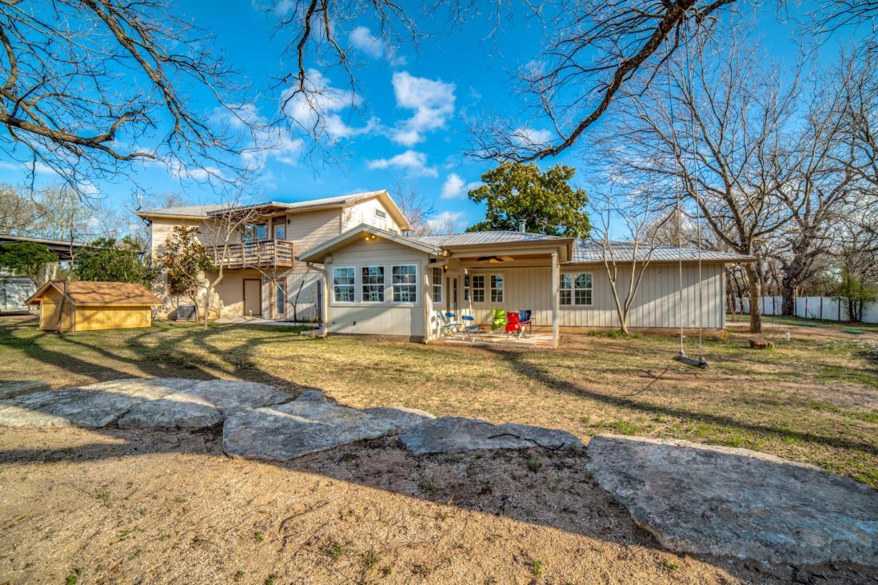 5 Bdrm Home On 2 Acres Mins To Wineries Private Heated Pool And Hot Tub Johnson City Exterior photo